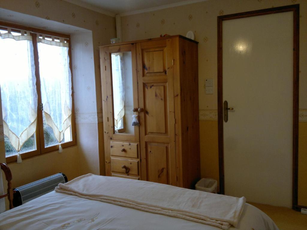 La Maison Jaune Bed & Breakfast Bouresse ภายนอก รูปภาพ
